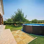 House Dolly בית נופש *