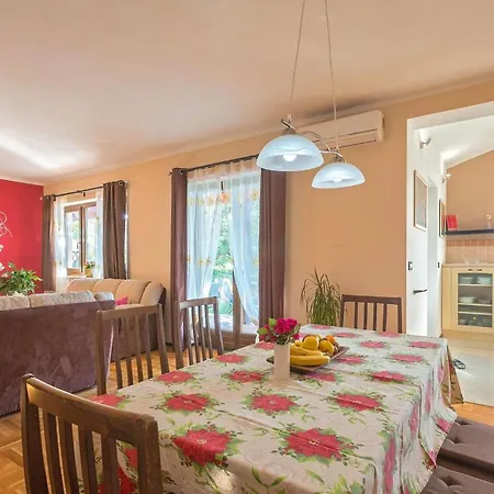 Semesterbostad House Dolly Poreč