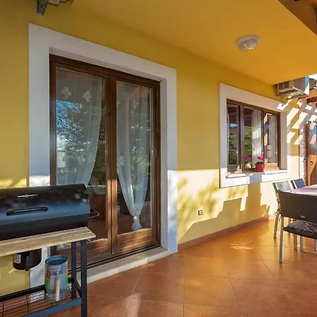 Сasa de vacaciones House Dolly